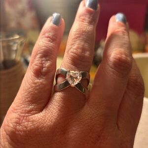 925 Sterling Silver Heart Shaped CZ Split Band Size 7